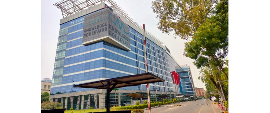 Knowledge Boulevard IT & green building in Sector 62, Noida